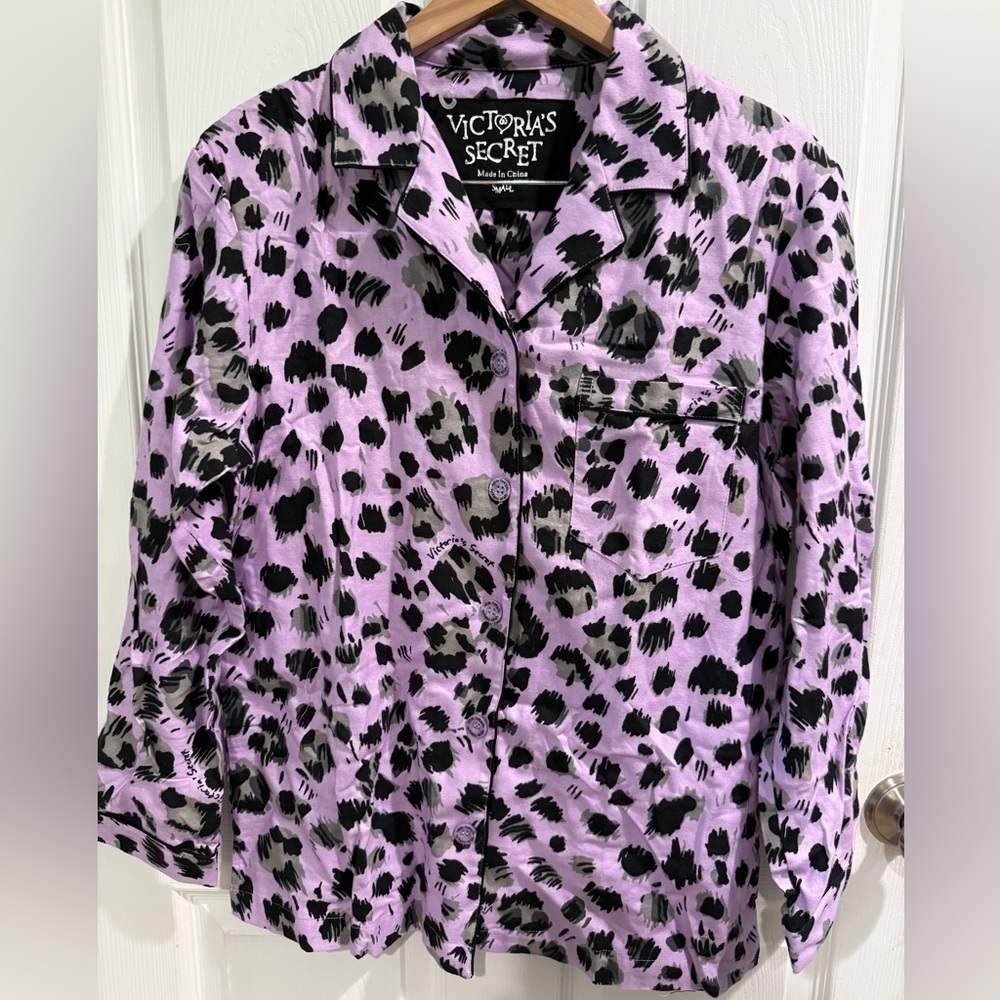 Victoria's Secret Hidden Logo Lavender Black Cheetah Print PJ Set NWOT